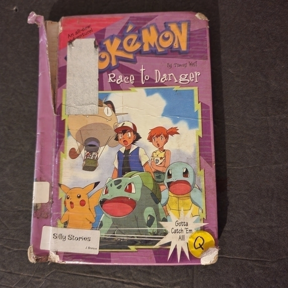 Pokemon Race To Danger Book Hard Cover Vintage (Outer Cover Damage) - Picture 1 of 11